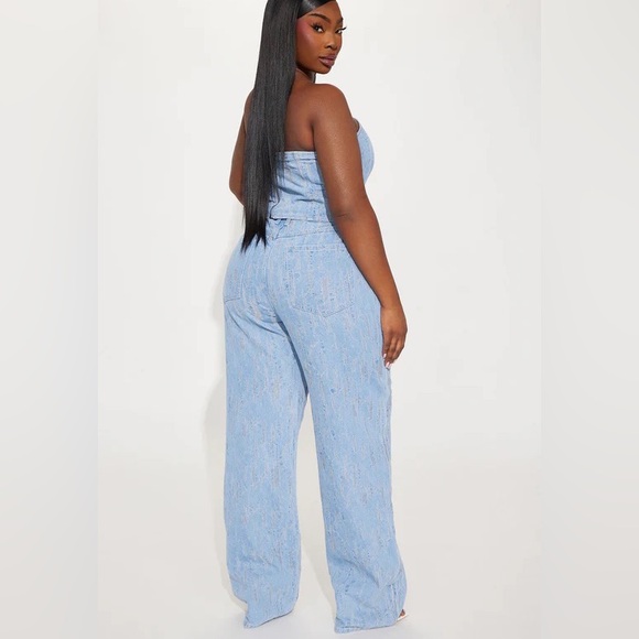 Fashion Nova distressed denim set - Picture 3 of 9